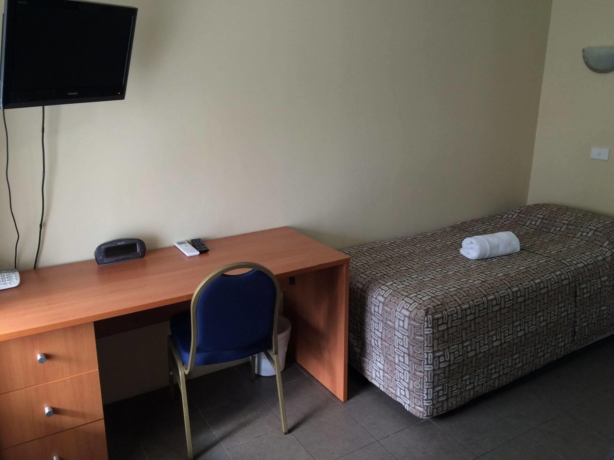 Liberty Plains Motor Inn Sydney Bagian luar foto